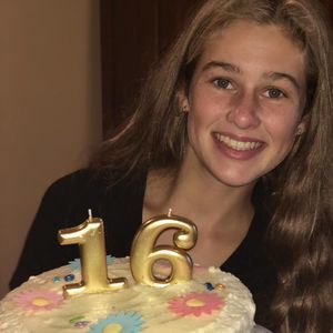 Meet your Posher, Chrissy